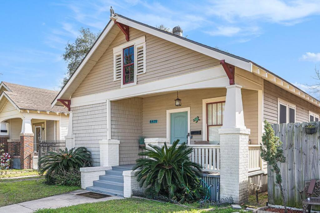 Beachy Bungalow! 2Bd, King Bed Galveston Exteriér fotografie